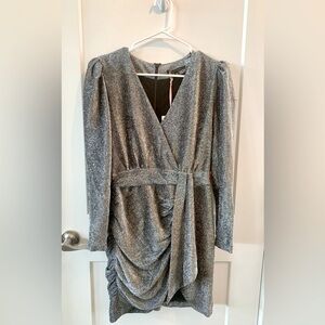 Sparkling party dress!